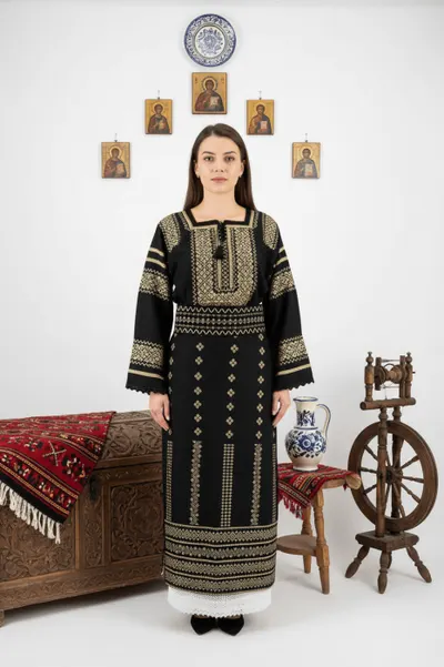Catrinta si brau traditionala Afrodita 6