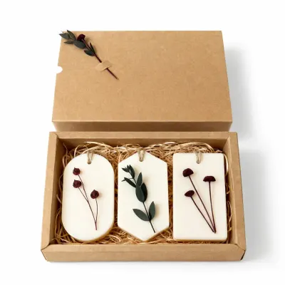 Set cadou BOTANICA – 3 odorizante dulap din ceară de soia, plante uscate - Trandafir de Damasc & Santal
