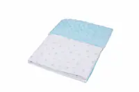 Paturica din bumbac model stelute bleu si plus minky bleu 80x80 cm