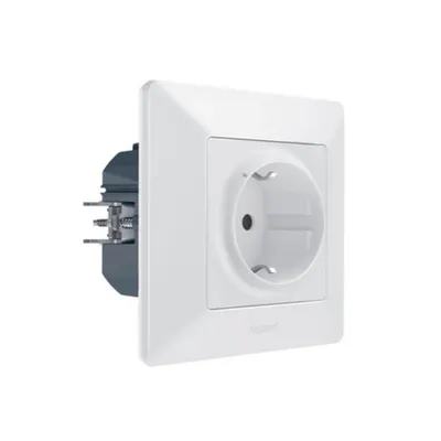 Priza electrica conectata (standard Schuko) Valena Life with Netatmo