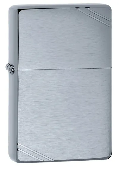 Bricheta Zippo Vintage Brushed Chrome, linii inclinate