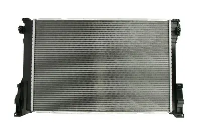 Radiator apa racire motor (transmisie manuala) Mercedes Clasa C (C204), C T-MODEL (S204), C (W204), CLS (C218), CLS SHOOTING BRAKE (X218), E (A207), E (C207), E T-MODEL (S212), E (W212), SLC (R172) 1.