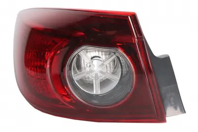 Stop lampa spate Stanga (extern, W21 5W WY21W) potrivit MAZDA 3 1.5-2.5 07.13