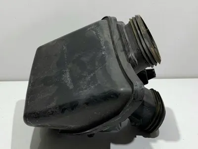 Rezonator admisie aer 13337770 Opel Astra J (2009-2012)
