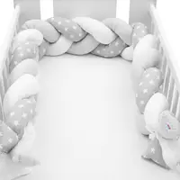 Protectie laterala, New Baby, Pentru patut, Tip Bumper impletit, Din bumbac, Din materiale certificate Oeko Tex Standard 100, Lungime 225 cm, Stars grey/white