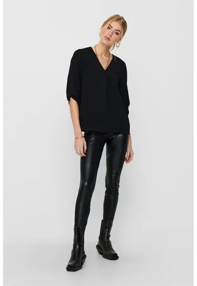 Bluza cu decolteu in V si maneci trei sferturi Divya - Negru