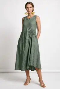 Rochie midi, asimetrica, din in, cu croiala ampla A-line si detaliu drapat, kaki