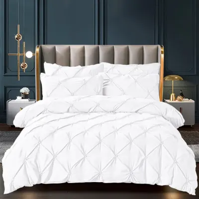 Lenjerie de Pat Premium, JOJO HOME, Finet cu Pliuri Brodate, 6 Piese, cu ELASTIC, Nesifonabila si Durabila, Alb