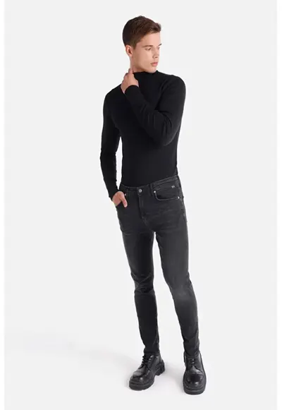 Pantaloni De Barbati Negru Skinny Fit Cl1066243
