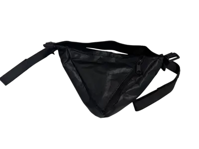 Borseta montare cadru forma triunghiulara, culoare negru