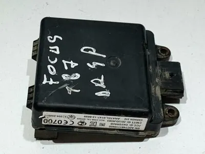 Distronic dreapta spate F1FT-14C689-AC Ford Focus 3 facelift (2013-2018)