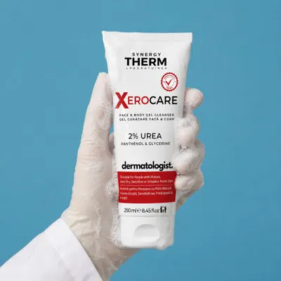 Xerocare Gel De Curățare Blând Pentru Față Și Corp, Cu 2% Uree, Pantenol Și Glicerină - 250ml