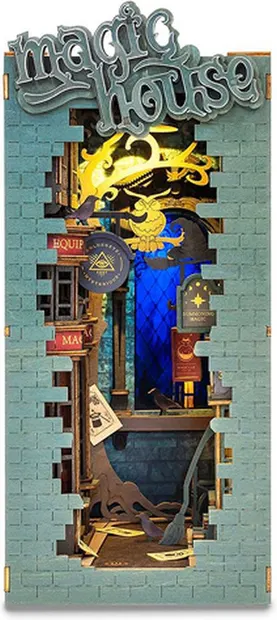 Model de asamblare Robo Time - Casa magică