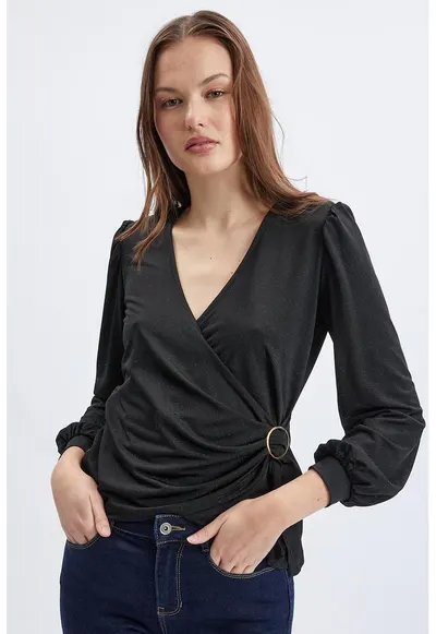 Bluza cu model cache-coeur - Negru