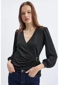 Bluza cu model cache-coeur - Negru