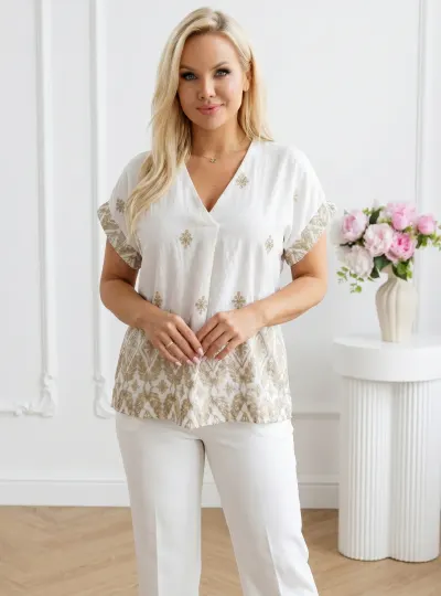 Bluza dama alba cu broderie geom...