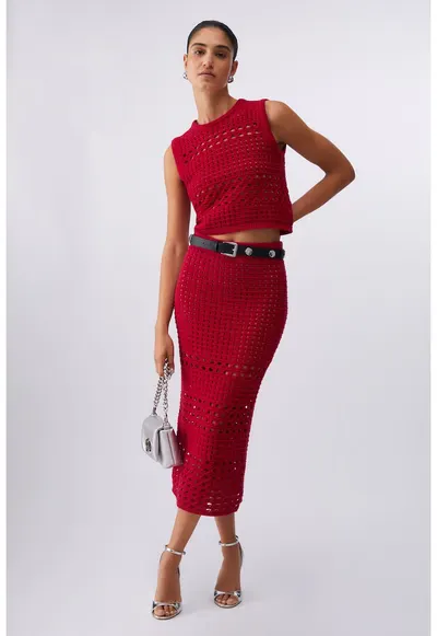 Fusta midi dreapta tricotata cu aspect perforat - Rosu