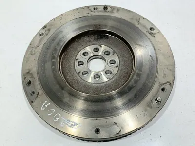 Volanta 134050T050 Toyota Corolla (2012-2018) 1.6 benzina 1ZRFAE