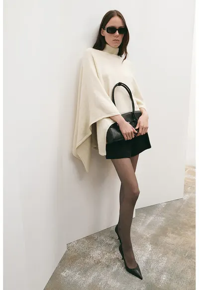Poncho cu guler inalt - Bej deschis