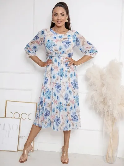 Rochie midi vaporoasa cu imprime...