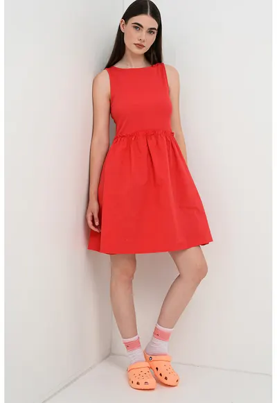 Rochie mini din amestec de bumbac organic - Rosu cireasa