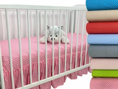 Cearsaf 140x70 cm cu volanas in fata din bumbac cu imprimeu Bulinute albe