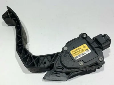 Pedala acceleratie 180026342R Dacia Sandero 2 (2012-2017) 1.2 benzina D4F (732)