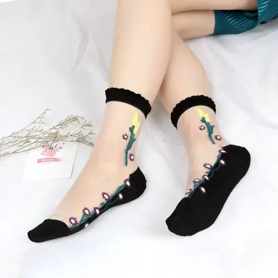 Sosete pentru dama, SS176, model flori, Alb/Negru, marime universala (35-39)