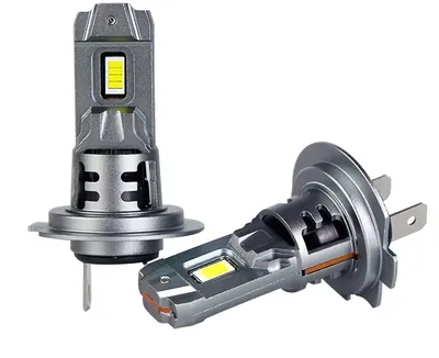UB Set 2 becuri auto LED H7 K7 model 3570 de 100W 10000 lumeni 6000k