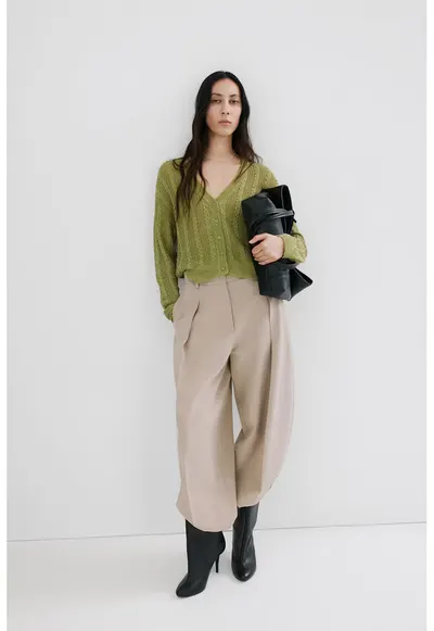 Cardigan cu decolteu in V si model torsade - Verde sparanghel