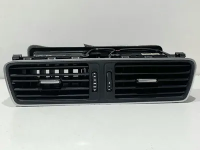 Grila ventilatie bord centrala 3AB819728A Volkswagen Passat B7 (2010-2014)