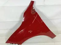 Aripa fata stanga culoare rosie Renault Megane 3 facelift (2012-2016)