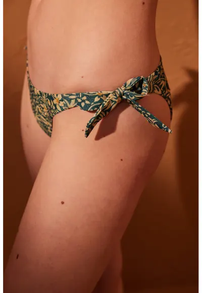 Slip cu model si noduri in partile laterale - Galben/Bej/Verde englez