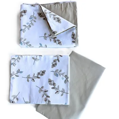 Lenjerie cu 3 piese din bumbac organic pentru patut 120x60 cm Twindeco Alb cu frunze maro