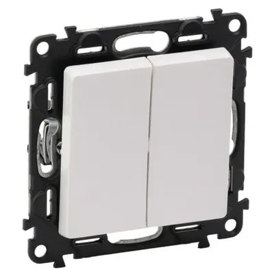 Intrerupator cap-scara dublu Legrand 752108, 10AX, 250V, IP20, 10A, alb