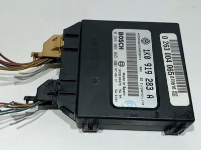 Modul senzori parcare 1K0919283A Volkswagen Golf 5 (2004-2009)
