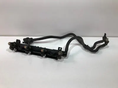 Rampa injectie 036971824A Volkswagen Golf 5 (2004-2009) 1.4 benzina
