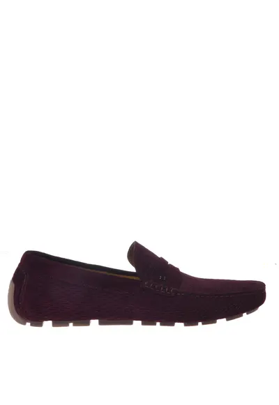 Pantofi loafer de piele intoarsa cu perforatii - Visiniu