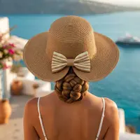 Pălărie de plajă damă Tiara maro cu fundă decorativă, din hârtie de paie, bor mediu 38 cm, elegantă și ușoară