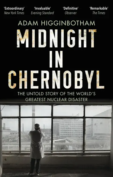 Midnight in Chernobyl The Untold Story of the World`s Greatest Nuclear Disaster