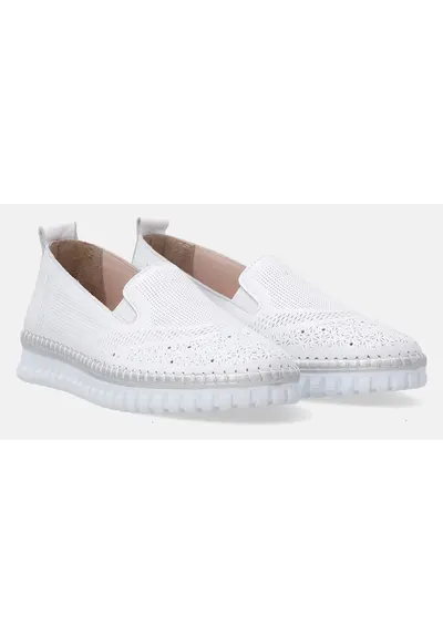 Mocasini din piele cu design perforat