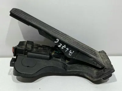 Pedala acceleratie 1K1723503L Volkswagen Golf 5 (2004-2009) 2.0 tdi CBAB
