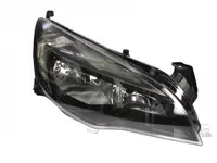 Far dreapta (H7, reglaj electric, cu motoras, fundal negru) OPEL ASTRA 2009-2012