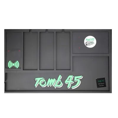 Tomb 45 Suport cu incarcator wireless pentru masinile de tuns / contur / ras