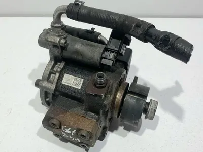 Pompa injectie 03L130755AH Skoda Rapid (2012-2017) 1.6 tdi CAYC
