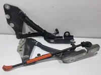 Set balamale capota fata culoare alb lb9a 5M0823301 Volkswagen Golf 6 plus (2009-2014)