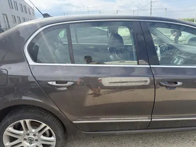 Portiera usa spate dreapta culoare mocca brown metallic - lf8m Skoda Superb facelift (2013-2015)
