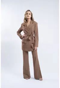 Pantalon evazat cu dungi fine