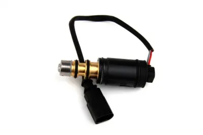 Supapa compresor clima (DENSO 7SEU16 7SEU17) VW MULTIVAN V, PHAETON, TOUAREG 2.5D 5.0D intre 2002-2010