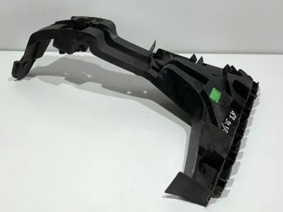 Suport bara stanga spate 8U0807453B Audi Q3 facelift (2014-2018)